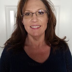 Meet your Posher, Robyne